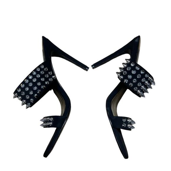 Steve Madden Radar Heels Sandals Black Silver Toned Studded Bands 4.5” Heels 8.5 - Picture 2 of 16